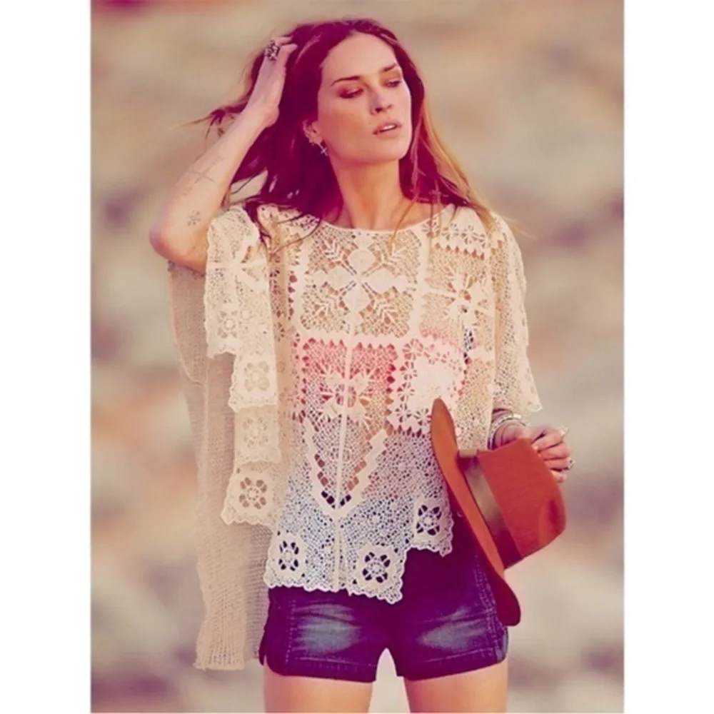 Free People BAD ROMANCE crochet poncho top oversized EUC Rare